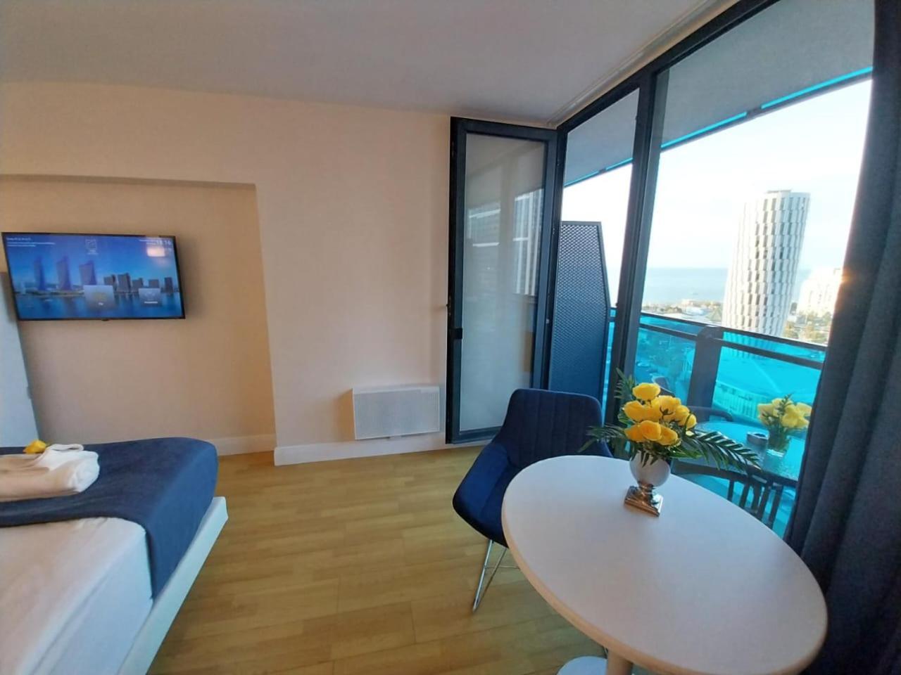 Natalia -Apartments In - Orbi City Batumi Eksteriør bilde